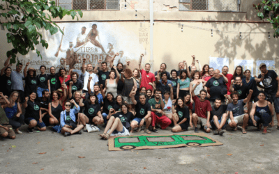 Un autocar de activistas recorrerá Cataluña para denunciar los impactos del actual modelo de transición energética